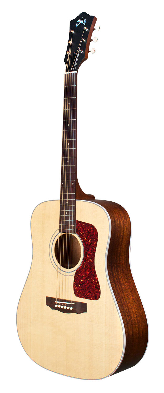 Guild D-40E Natural inkl. Koffer