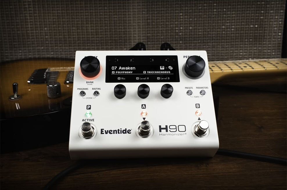 H90-Awaken-FenderAmp