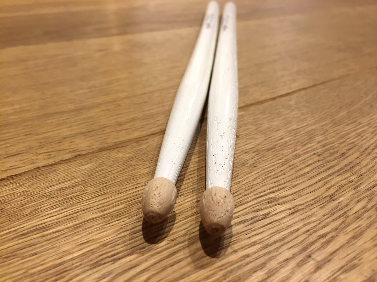 Klangstudio Sticks 5B Weiss mit Logo