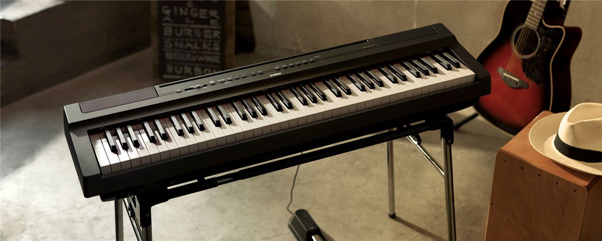 Yamaha P-121 Personal Piano Black